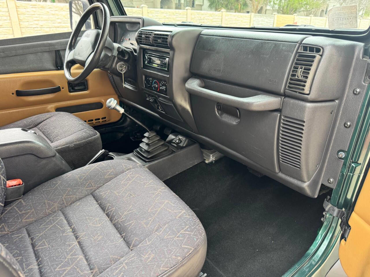 Used 2001 Jeep Wrangler Sport AWD/4WD image 16