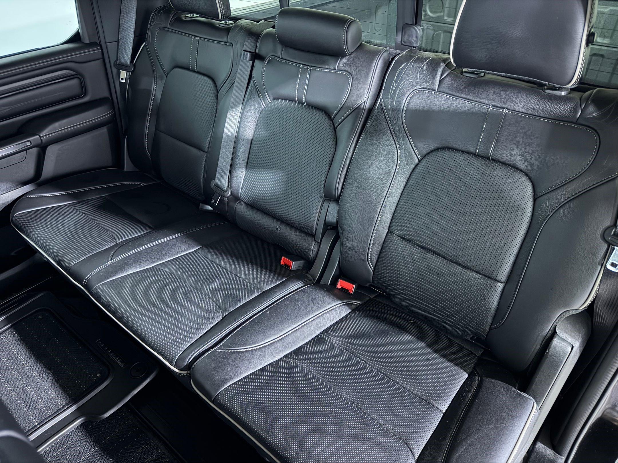 Used 2023 RAM 1500 Limited w/ Night Edition AWD/4WD image 42
