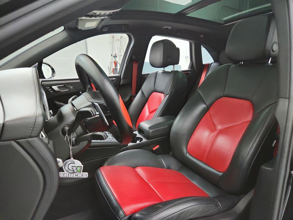 Used 2021 Porsche Macan GTS image 14