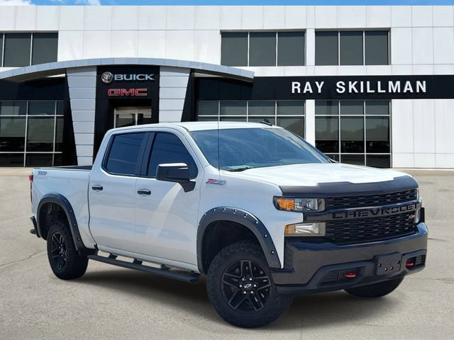 Used 2021 Chevrolet Silverado 1500 Custom Trail Boss w/ LPO, Dark Essentials Package AWD/4WD image 1