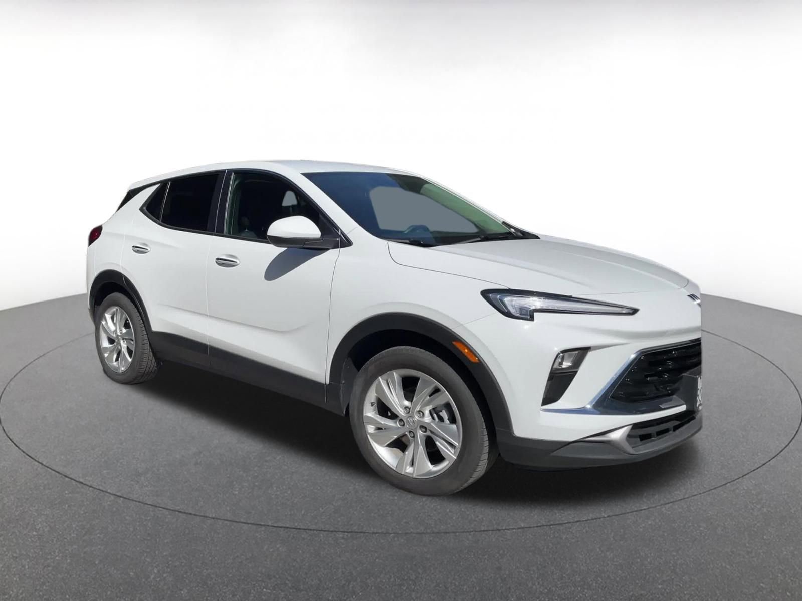 Used 2025 Buick Encore GX Preferred image 2