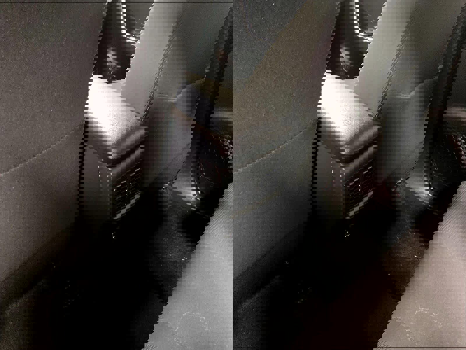 Certified 2025 Toyota RAV4 LE image 27