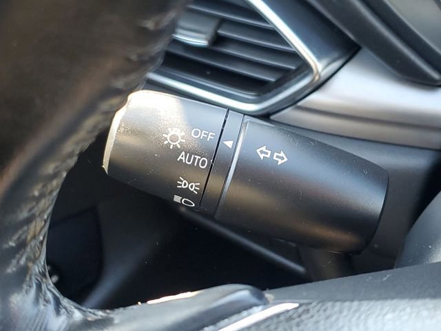 Used 2018 MAZDA CX-5 Touring w/ Preferred Equipment Package image 14