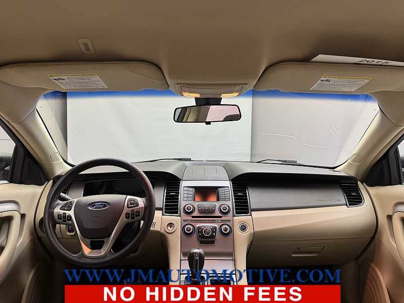 Used 2015 Ford Taurus SE image 11