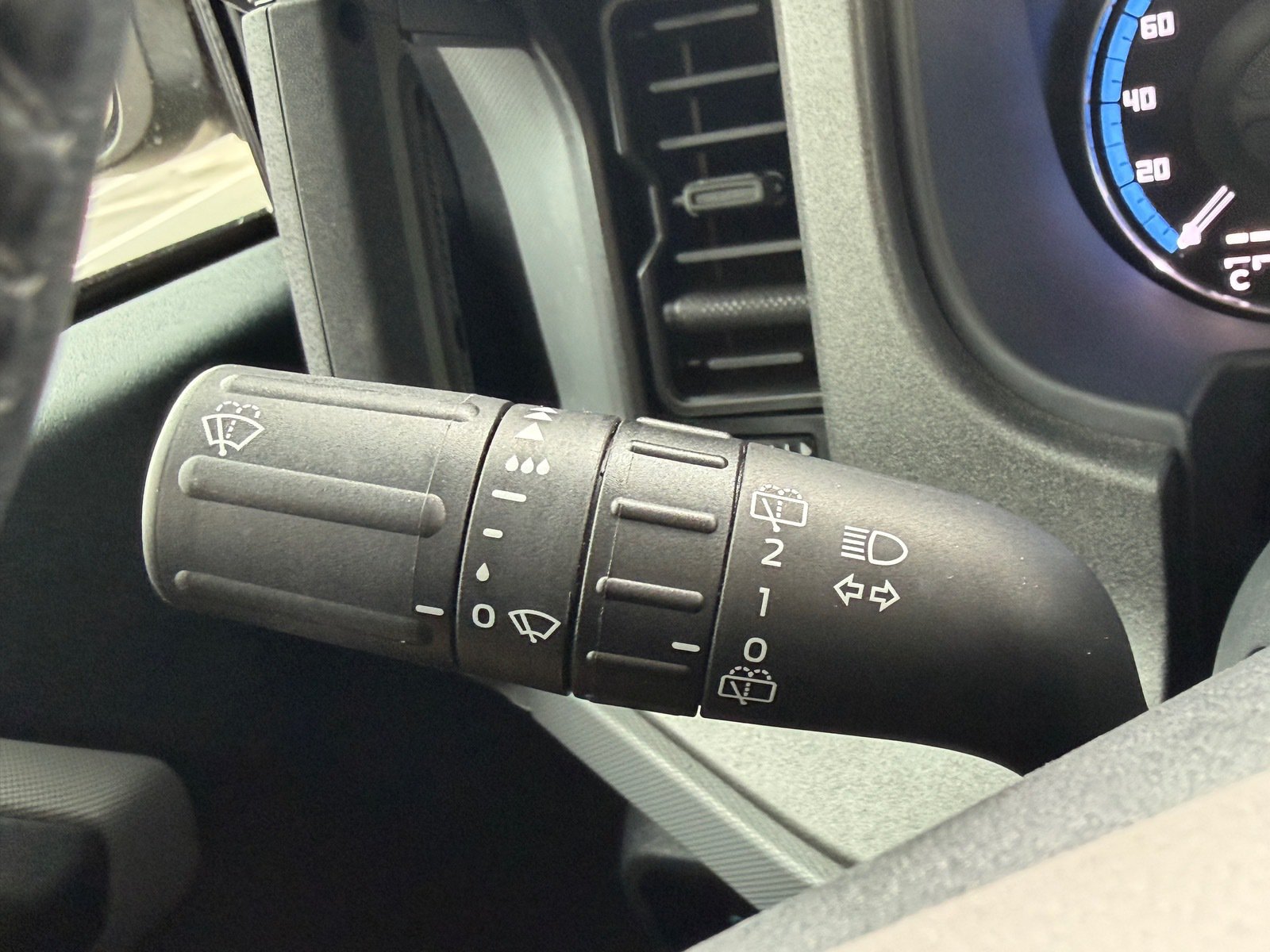 Used 2024 Ford Bronco Everglades AWD/4WD image 25