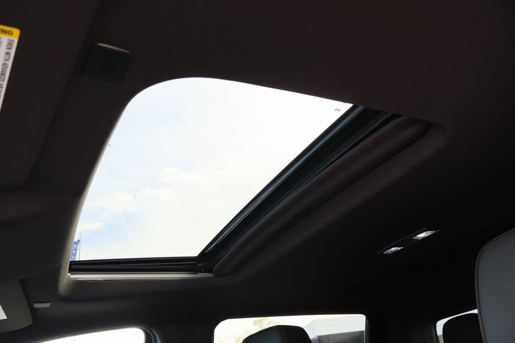 Certified 2025 Chevrolet Silverado 2500 High Country w/ Technology Package image 22