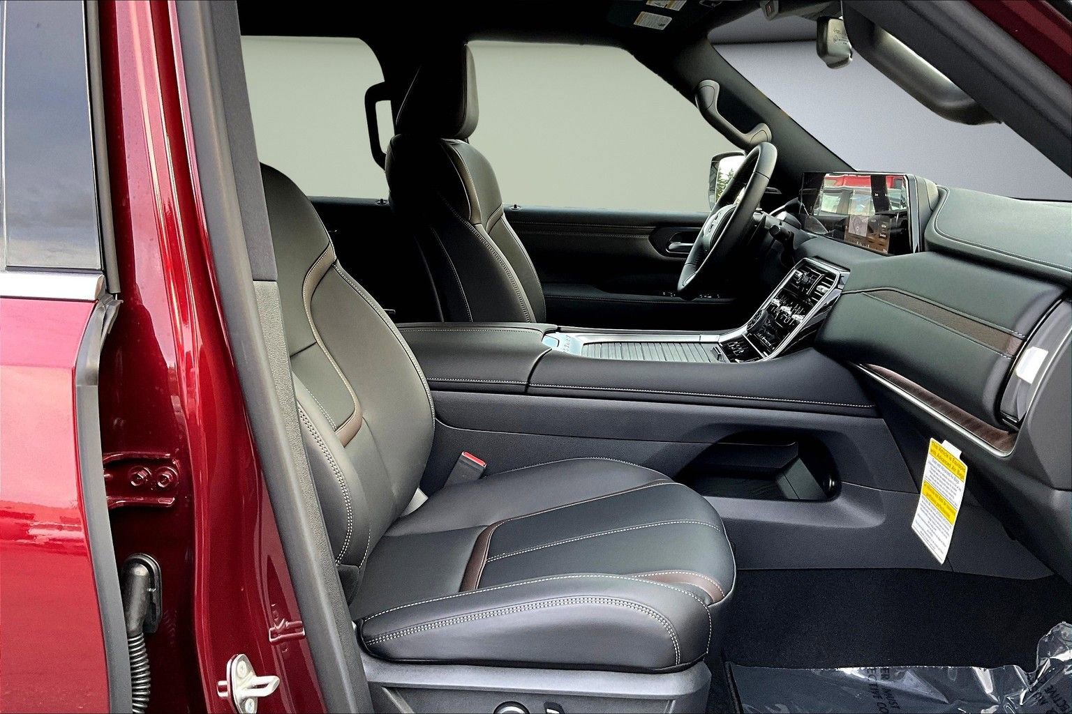 New 2026 Nissan Armada SL image 11