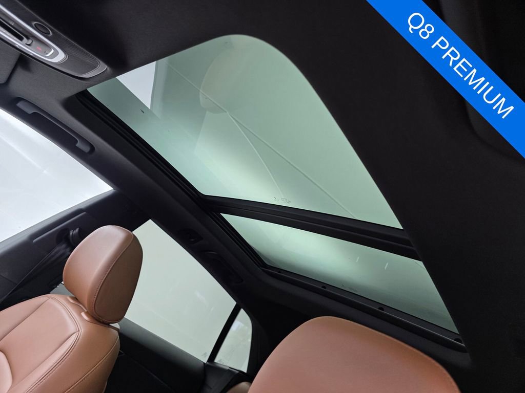 Used 2019 Audi Q8 Premium image 12