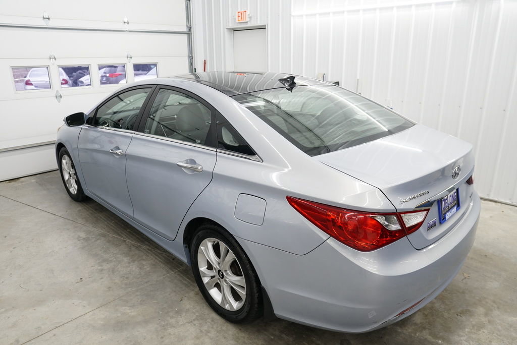Used 2012 Hyundai Sonata Limited FWD image 9