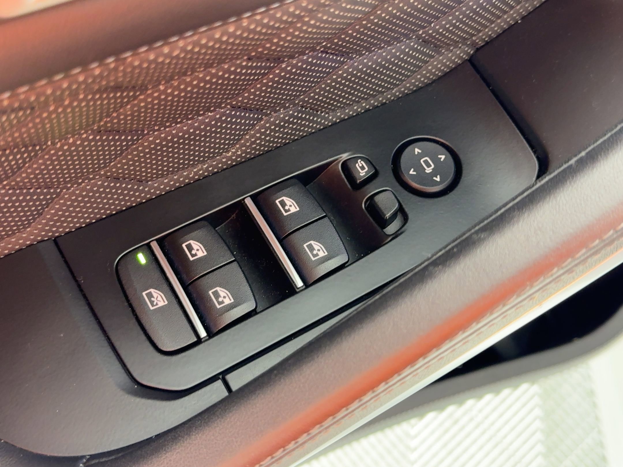 Used 2021 BMW X6 M w/ Competition Package image 13