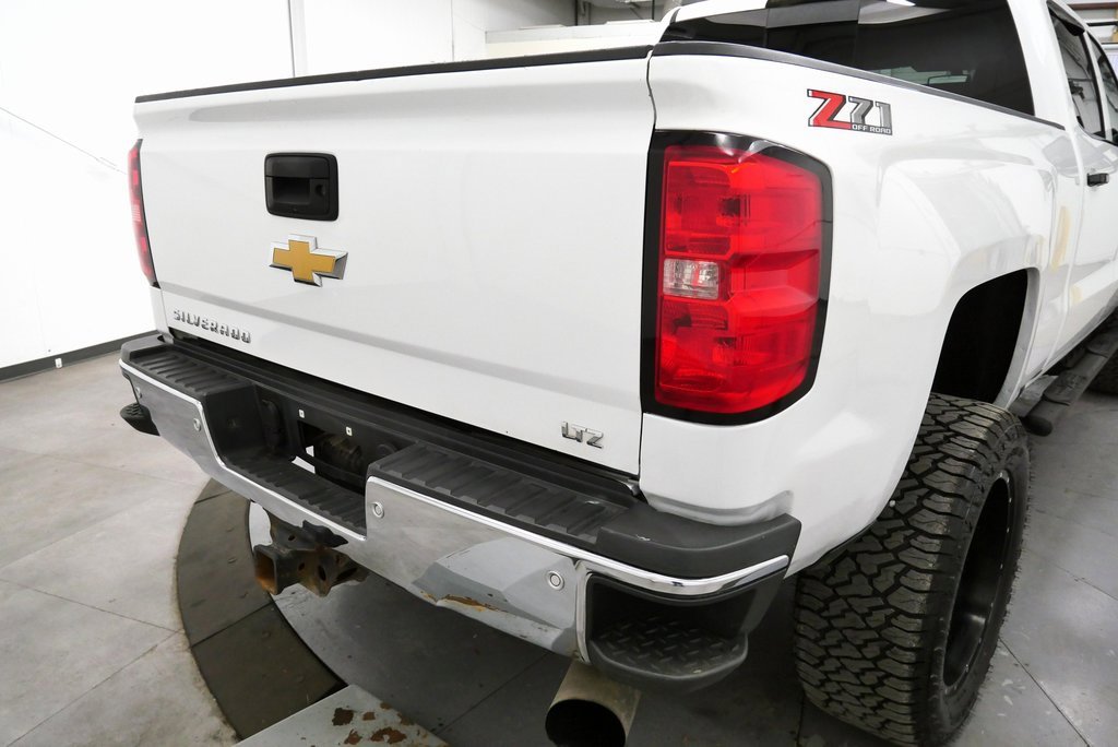Used 2018 Chevrolet Silverado 2500 LTZ w/ Duramax Plus Package image 9