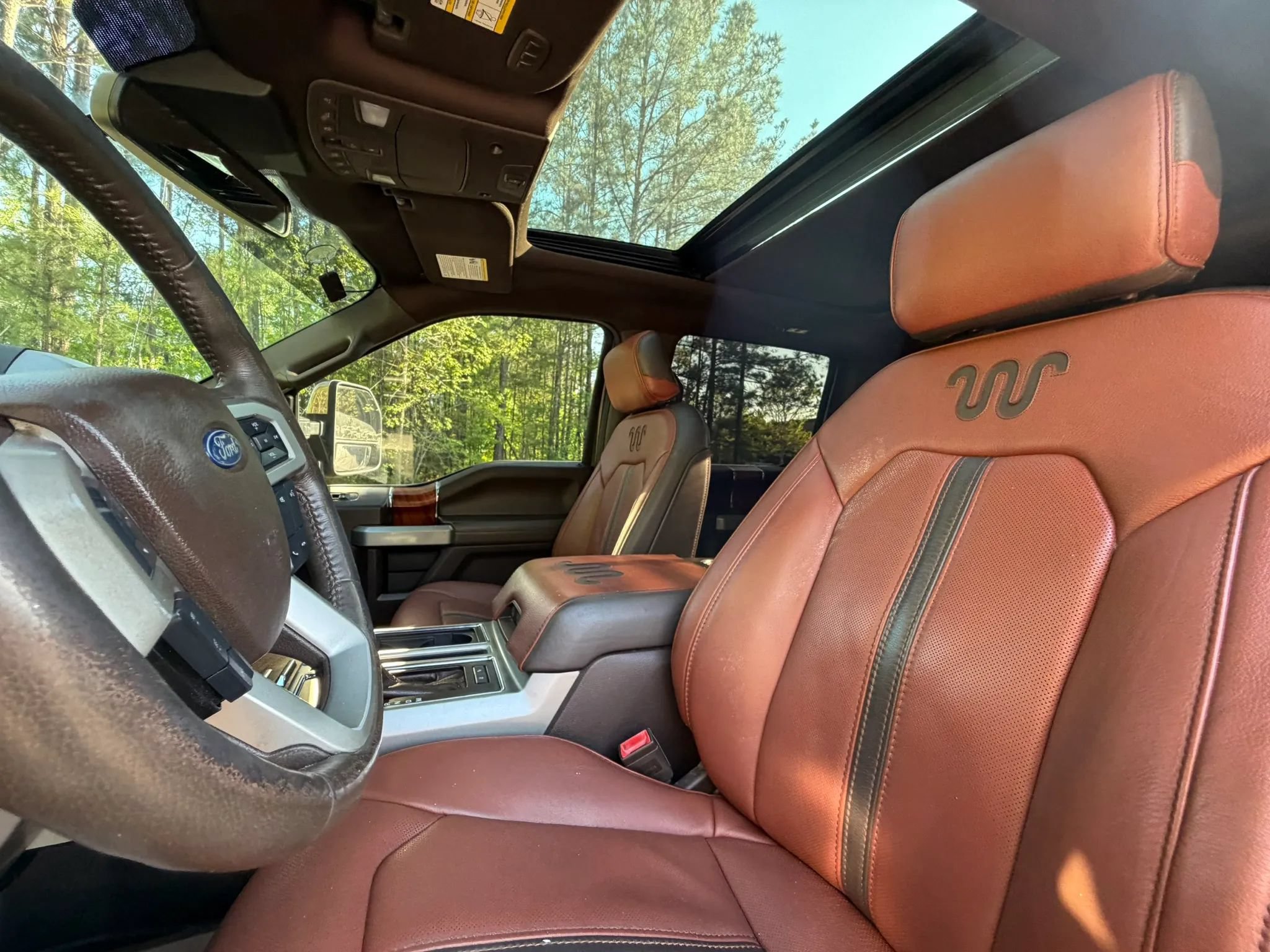 Used 2018 Ford F150 King Ranch w/ Equipment Group 601A Luxury AWD/4WD image 8