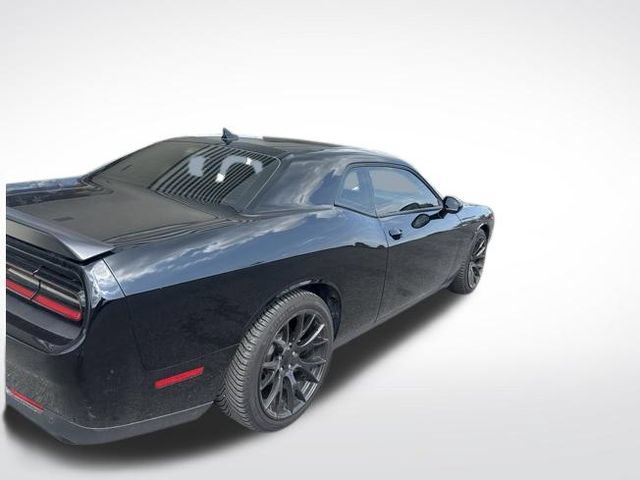 Used 2022 Dodge Challenger R/T w/ Plus Package RWD image 2