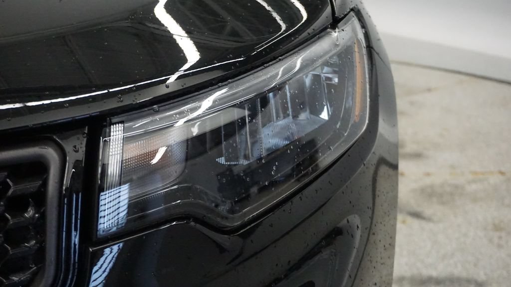 New 2026 Jeep Compass Latitude AWD/4WD image 16