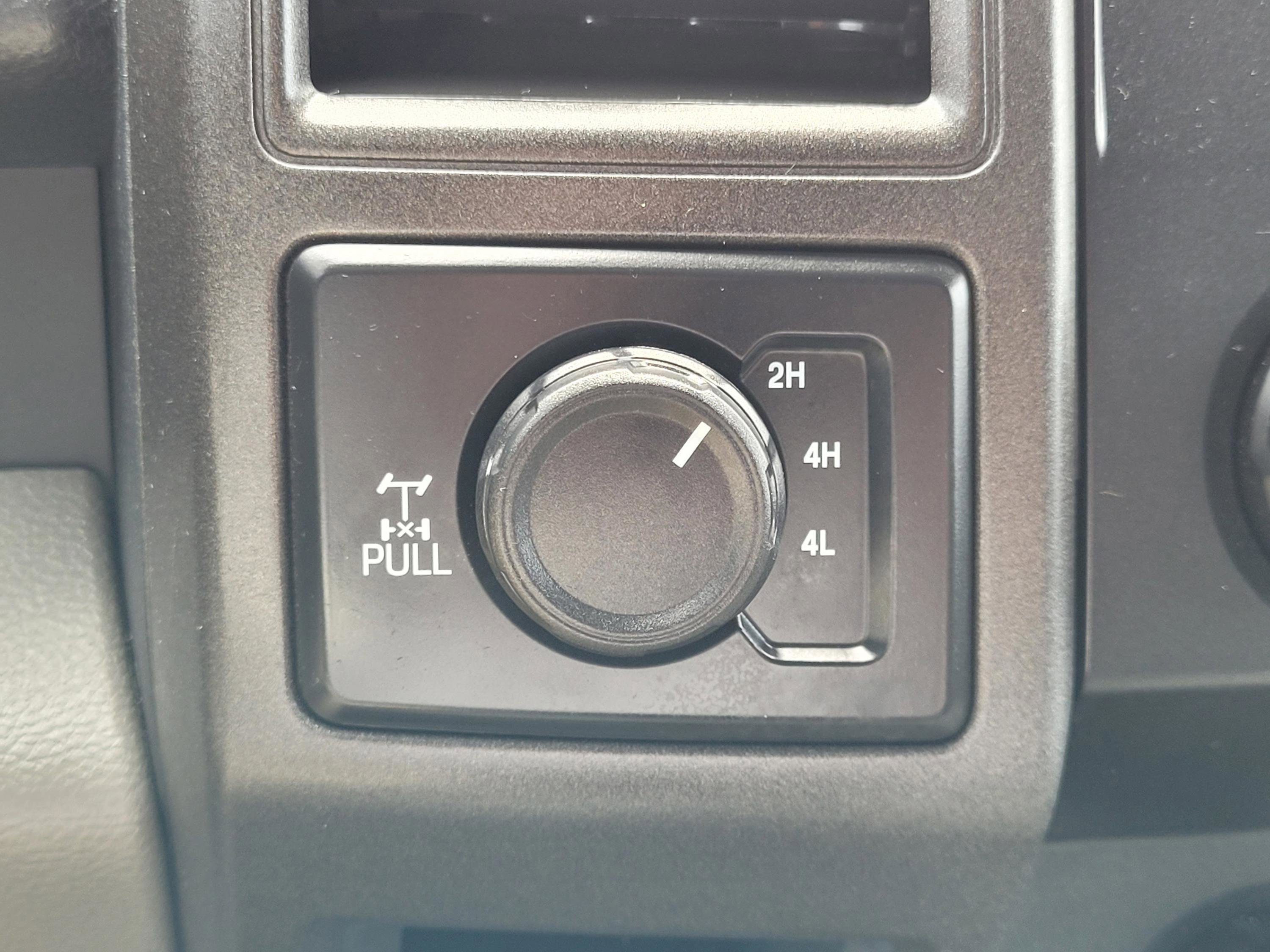 Used 2022 Ford F250 XL w/ STX Appearance Package AWD/4WD image 24