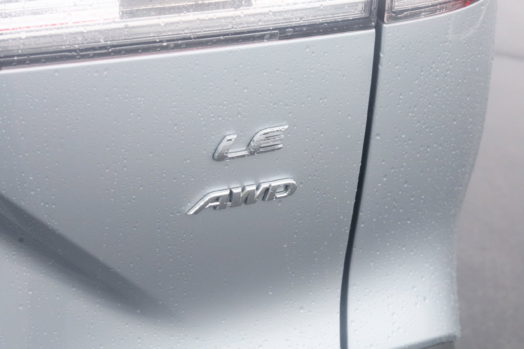 Used 2023 Toyota Corolla Cross LE w/ Moonroof Package AWD/4WD image 30