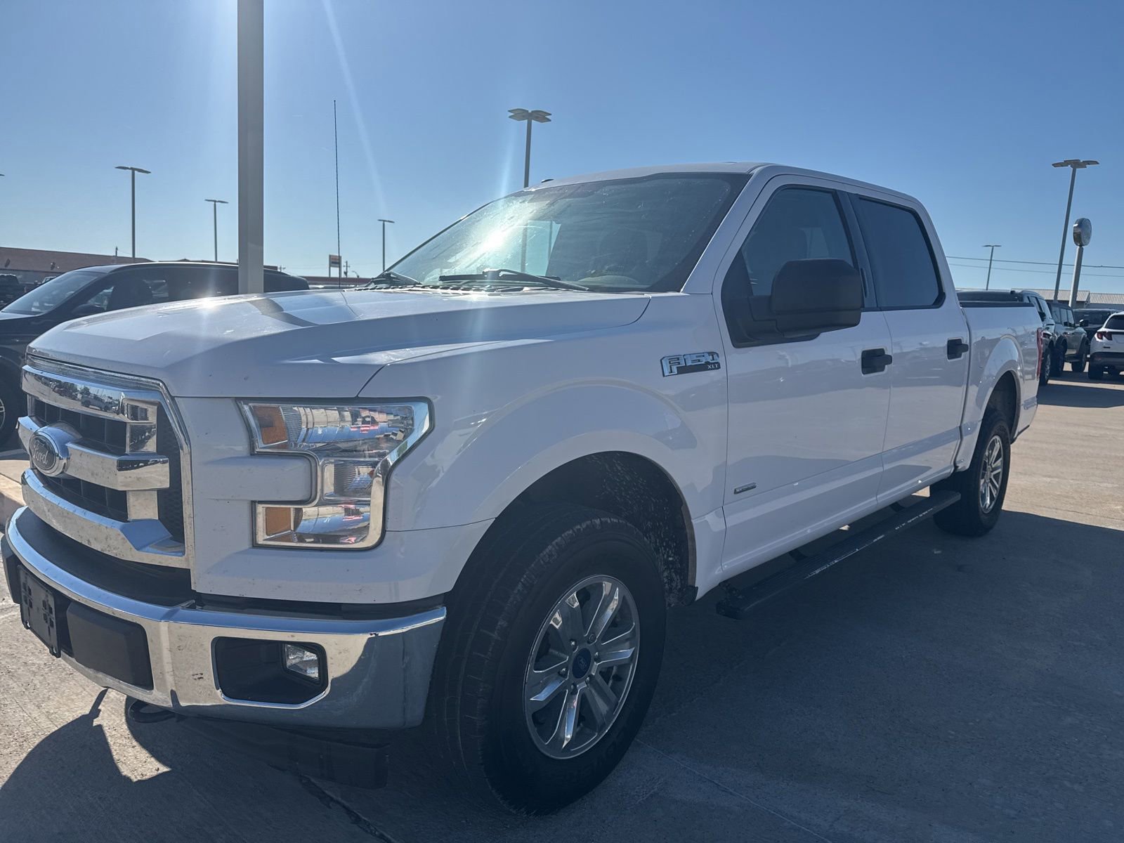 Used 2017 Ford F150 XLT AWD/4WD image 6