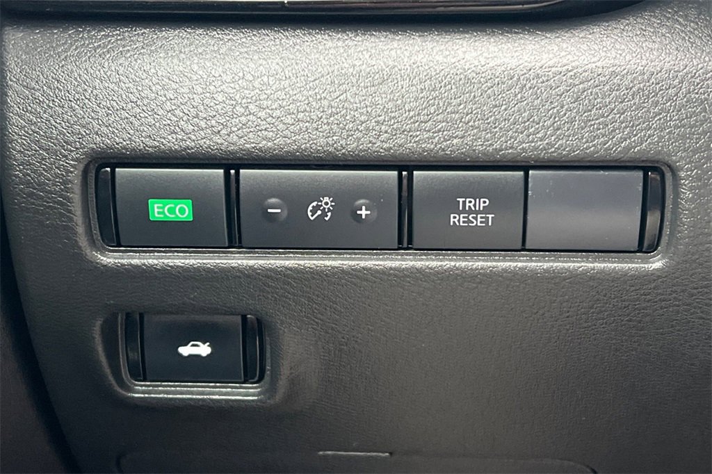 Used 2024 Nissan Sentra SV image 29