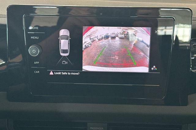 Certified 2025 Volkswagen Jetta Sport image 23