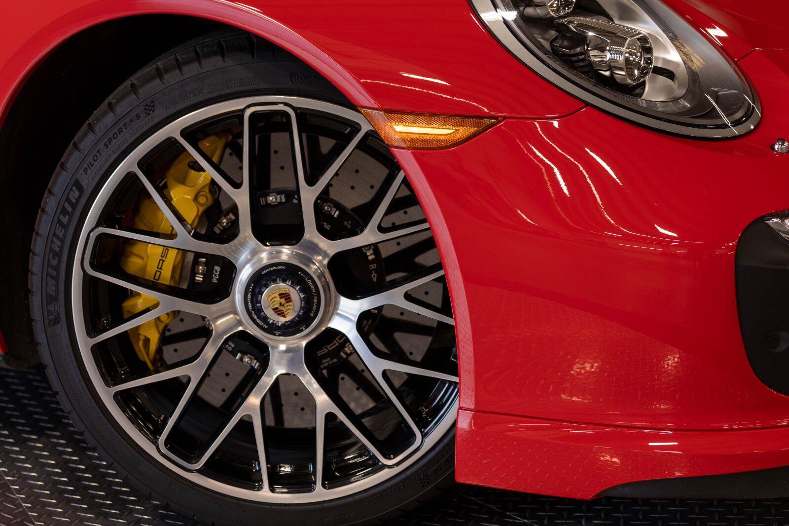 Used 2015 Porsche 911 Turbo S AWD/4WD image 45