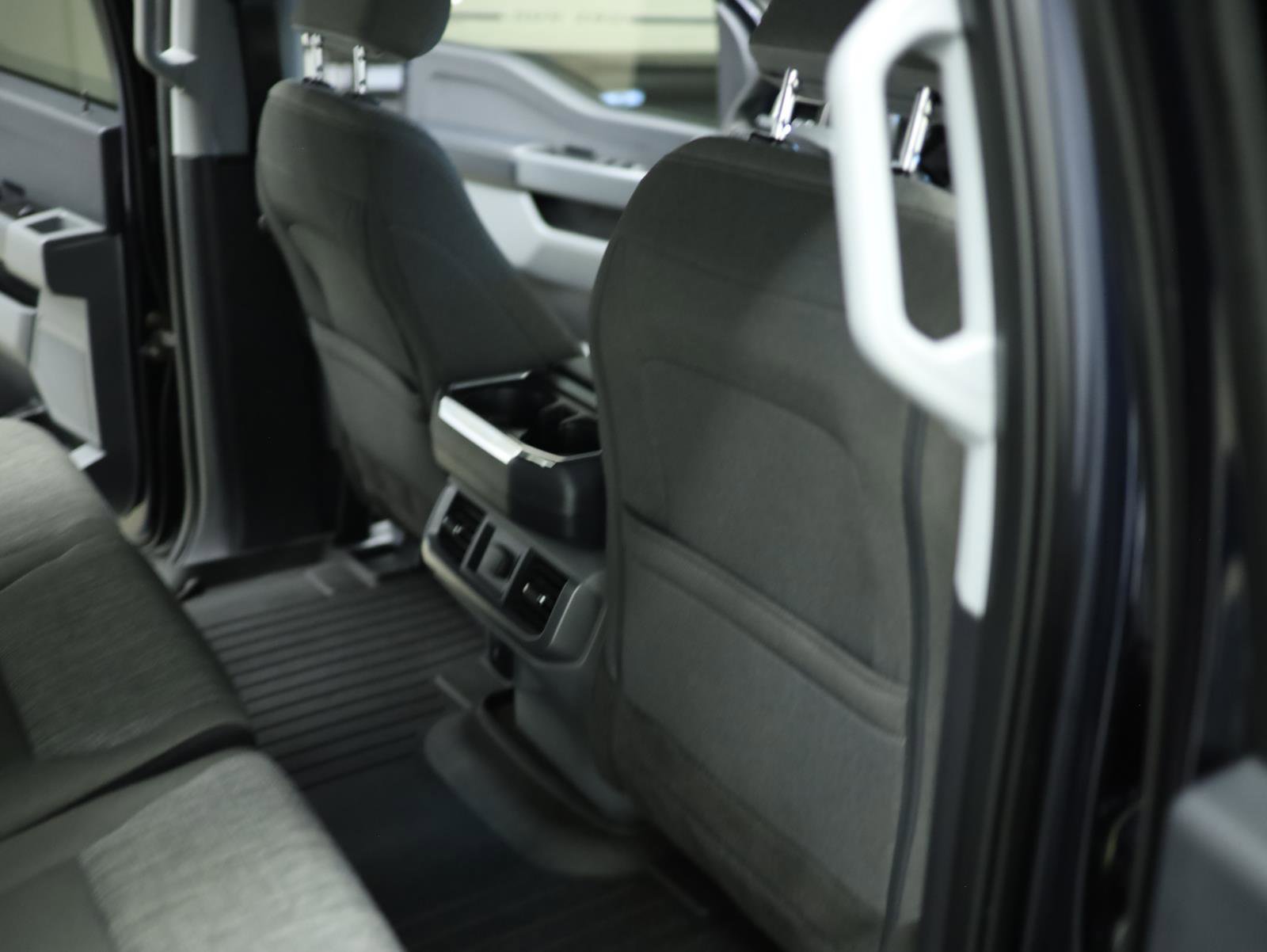 Used 2022 Ford F150 XLT w/ Trailer Tow Package image 45