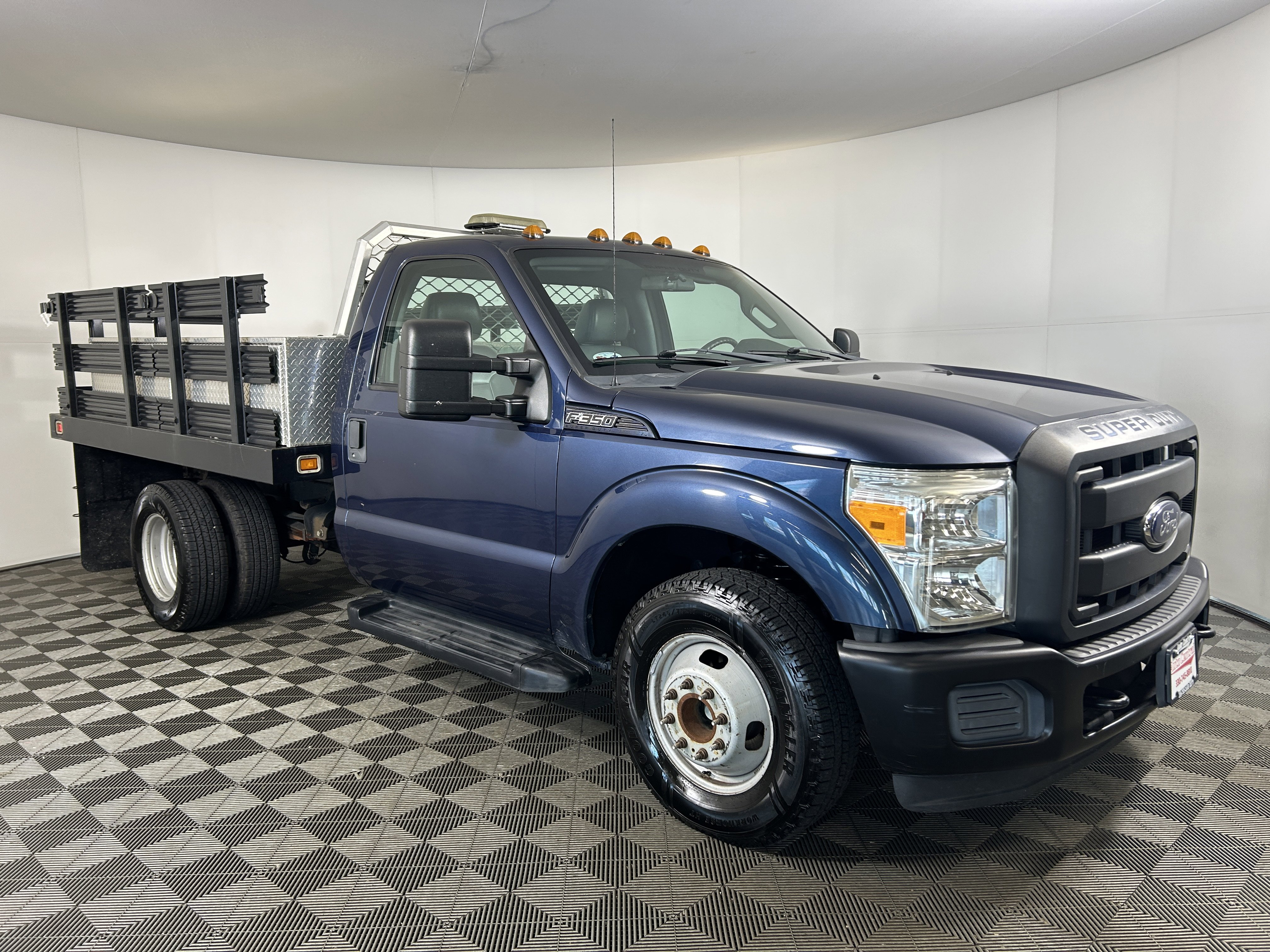 Used 2016 Ford F350 XL image 3