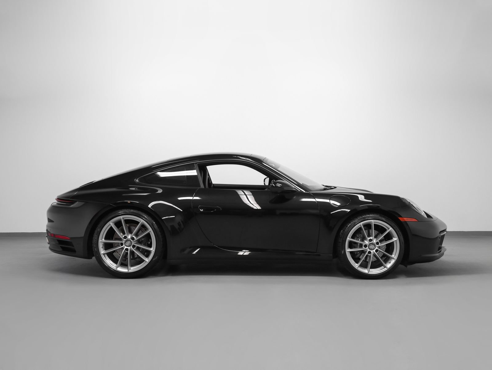 Certified 2022 Porsche 911 Carrera RWD image 13