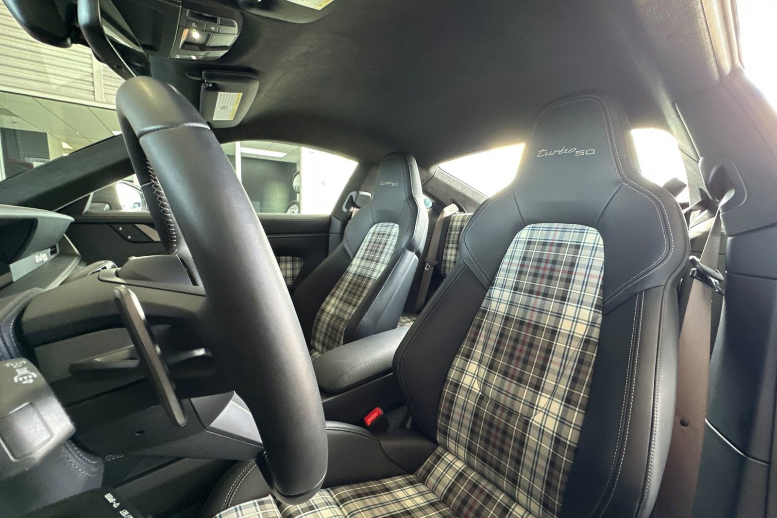 Used 2025 Porsche 911 Turbo image 5