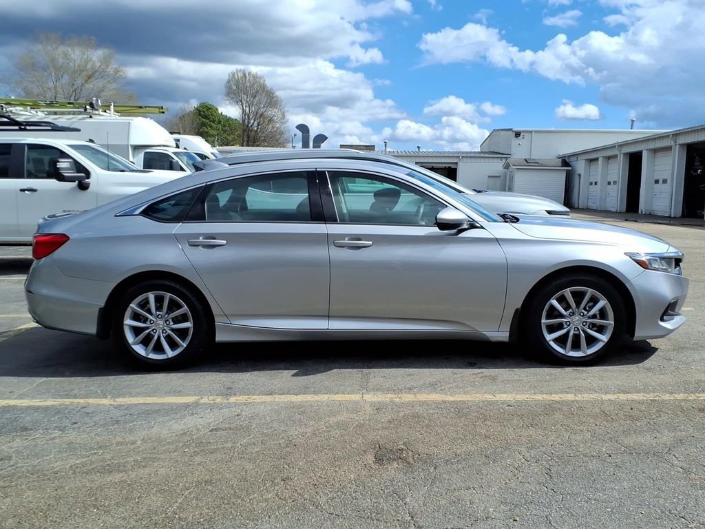 Used 2022 Honda Accord LX image 7