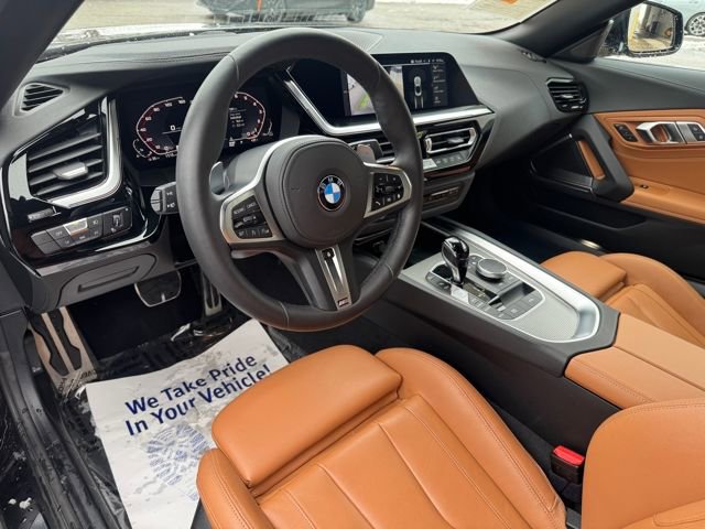 Certified 2024 BMW Z4 M40i w/ Premium Package image 18