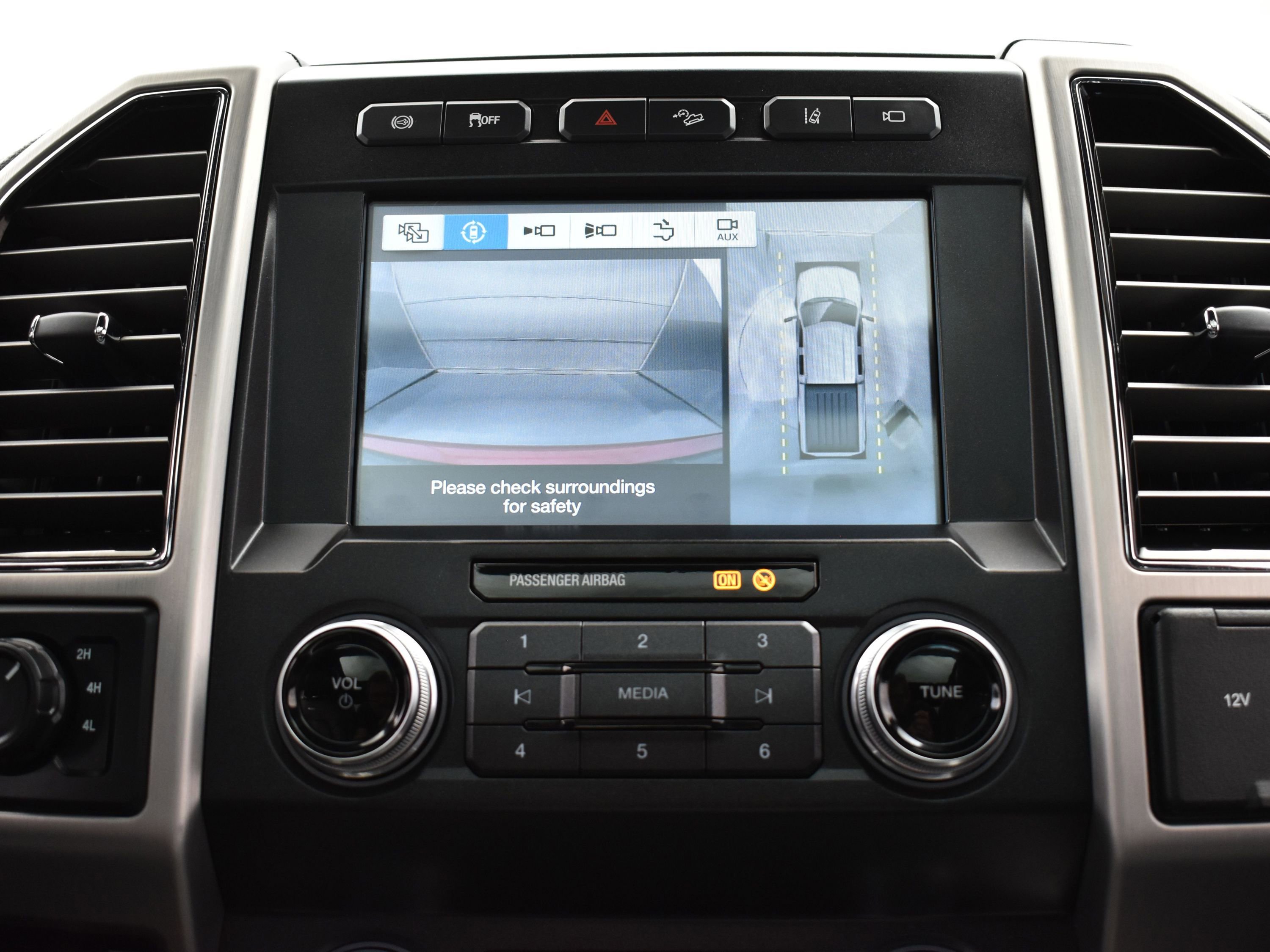 Used 2019 Ford F250 Platinum w/ Platinum Ultimate Package image 31