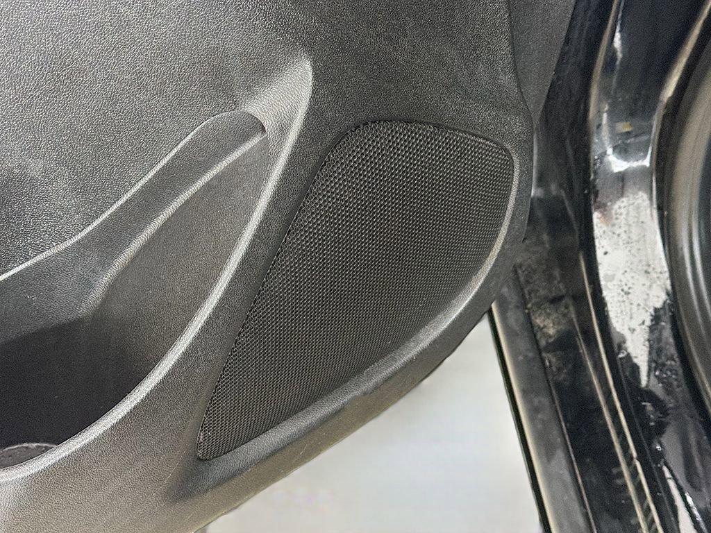 Used 2023 Chevrolet Malibu LT image 34