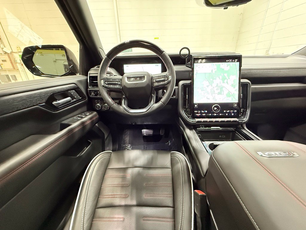 Used 2025 GMC Yukon AT4 Ultimate AWD/4WD image 50