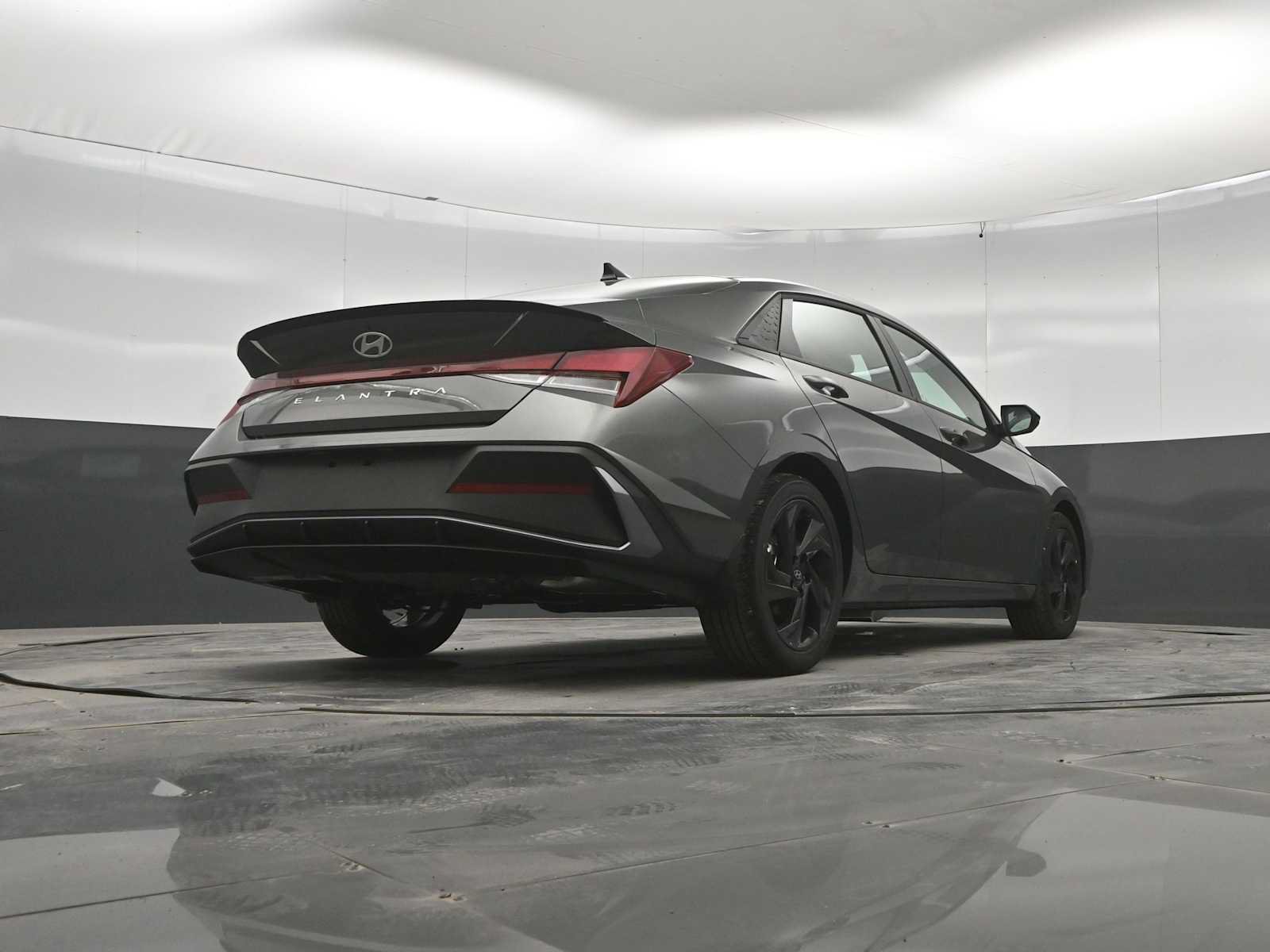 New 2026 Hyundai Elantra SEL Sport FWD image 42