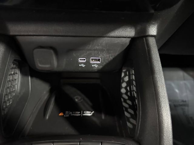 Used 2024 Chevrolet TrailBlazer RS w/ Convenience Package FWD image 22