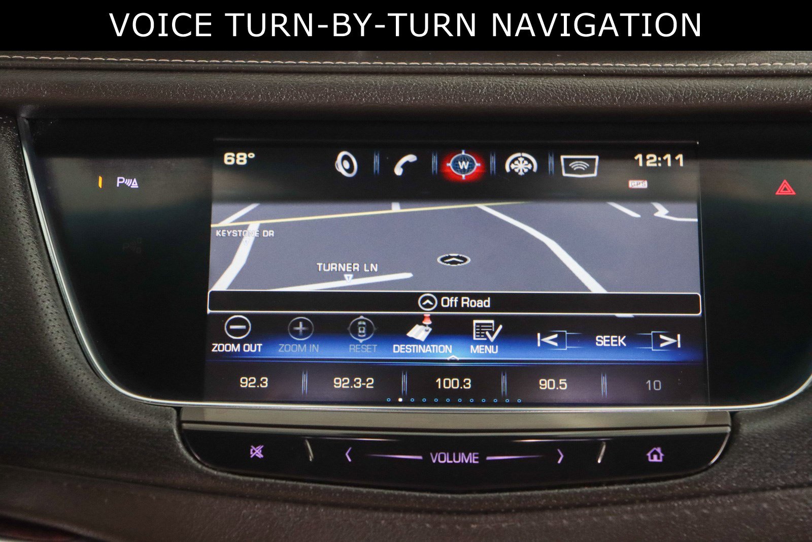 Used 2018 Cadillac XT5 Luxury w/ Driver Awareness Package image 18