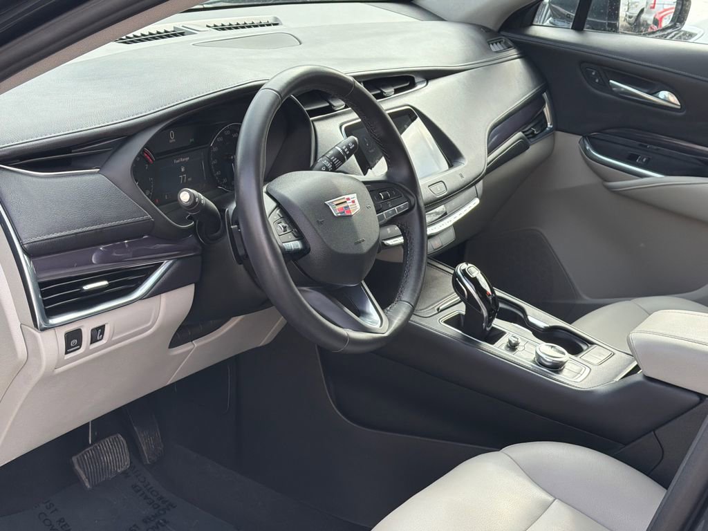 Used 2021 Cadillac XT4 Luxury image 15
