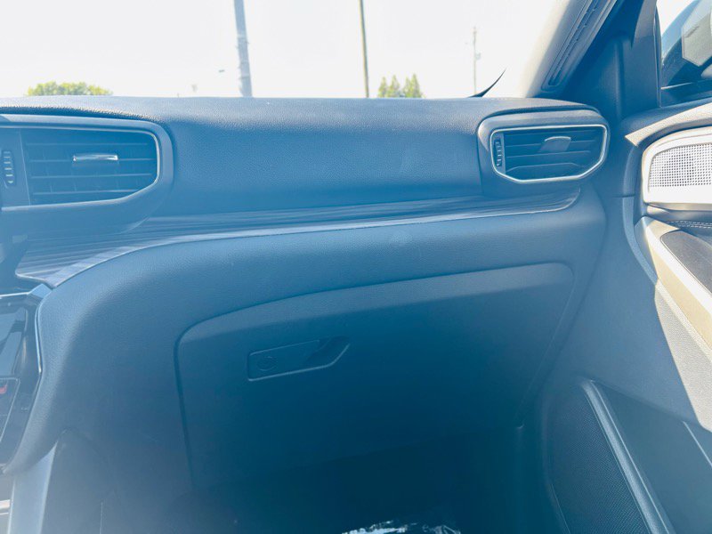 Used 2021 Ford Explorer Limited w/ Equipment Group 301A image 38