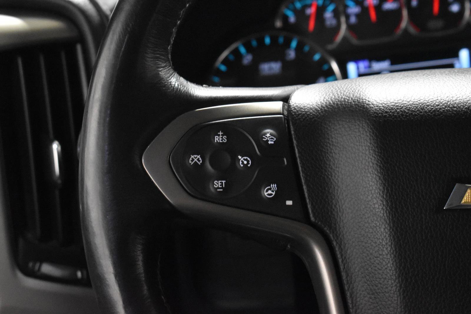 Used 2017 Chevrolet Silverado 2500 High Country w/ Duramax Plus Package image 8