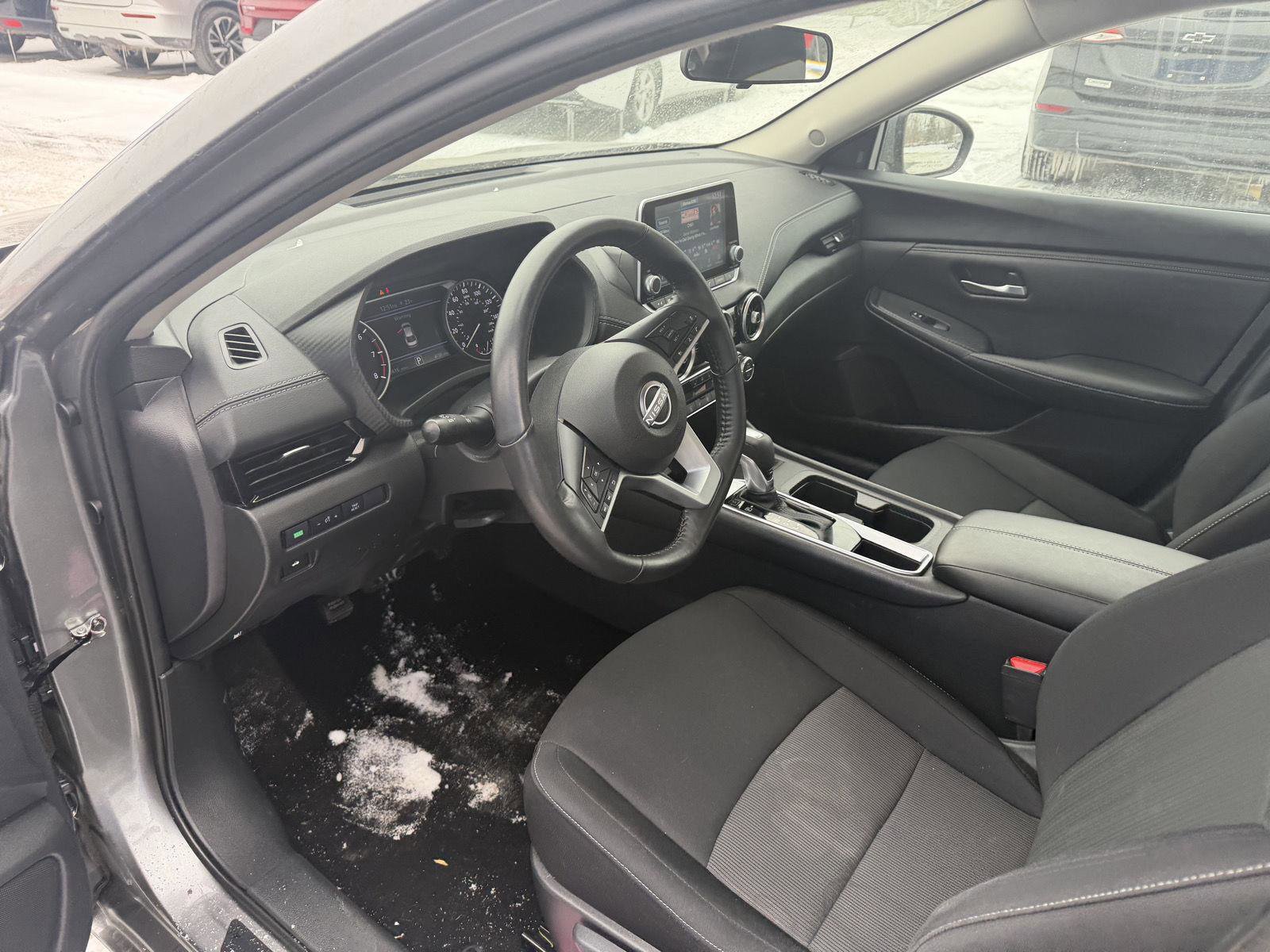 Used 2024 Nissan Sentra SV w/ All-Weather Package image 8