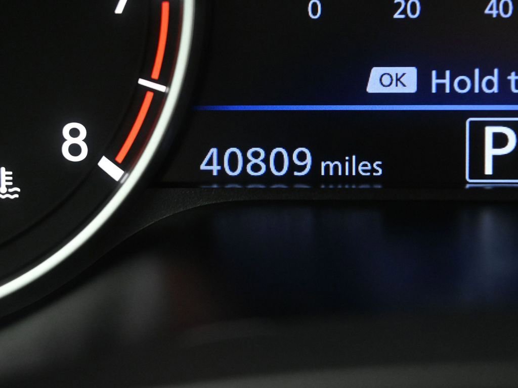 Used 2024 Nissan Altima 2.5 SV image 28