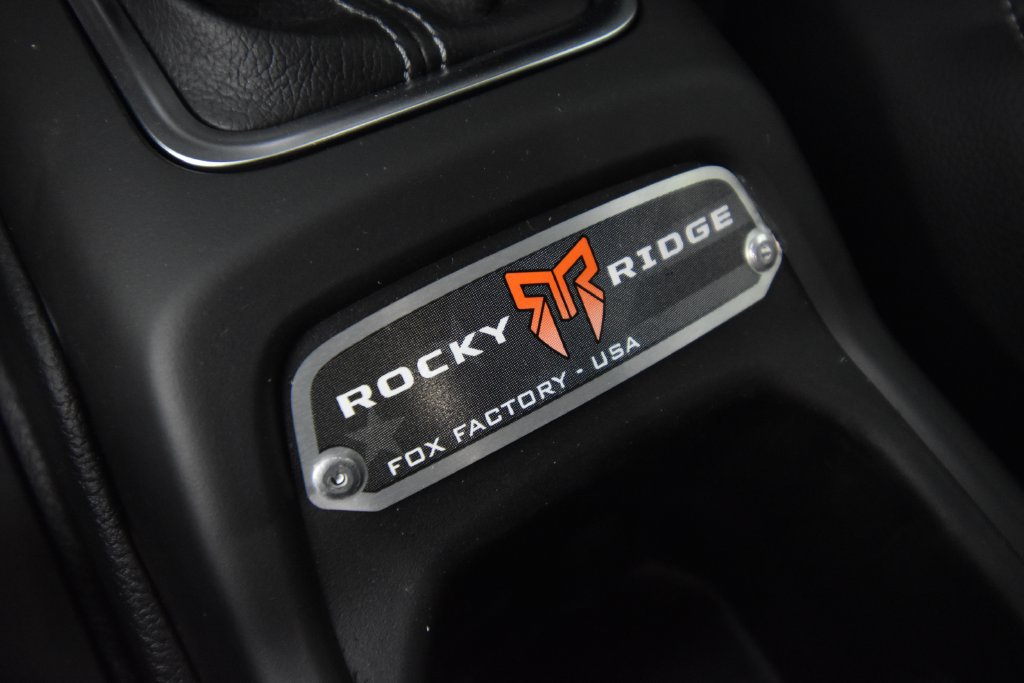 New 2026 Jeep Gladiator Rubicon w/ Technology Group AWD/4WD image 28