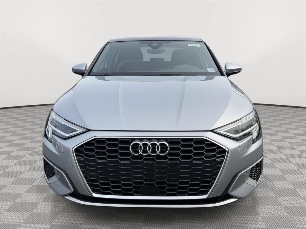 Used 2023 Audi A3 2.0T Premium Plus w/ Premium Plus Package FWD image 2