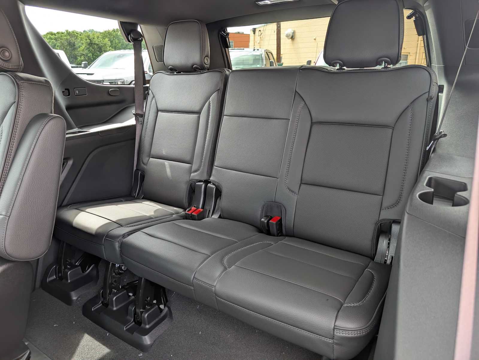 New 2026 GMC Yukon Denali AWD/4WD image 17