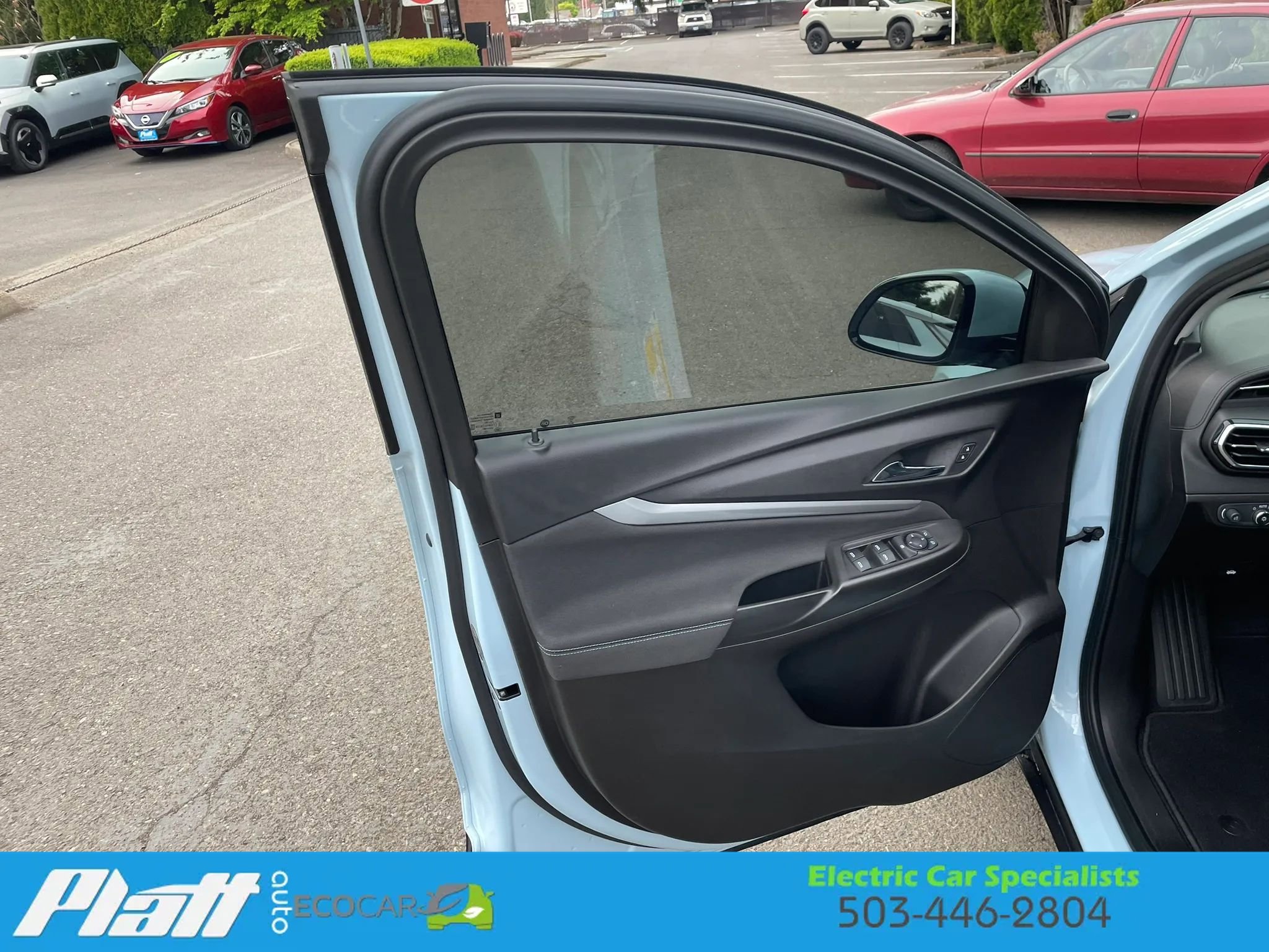 Used 2022 Chevrolet Bolt EUV LT w/ Comfort Package FWD image 20