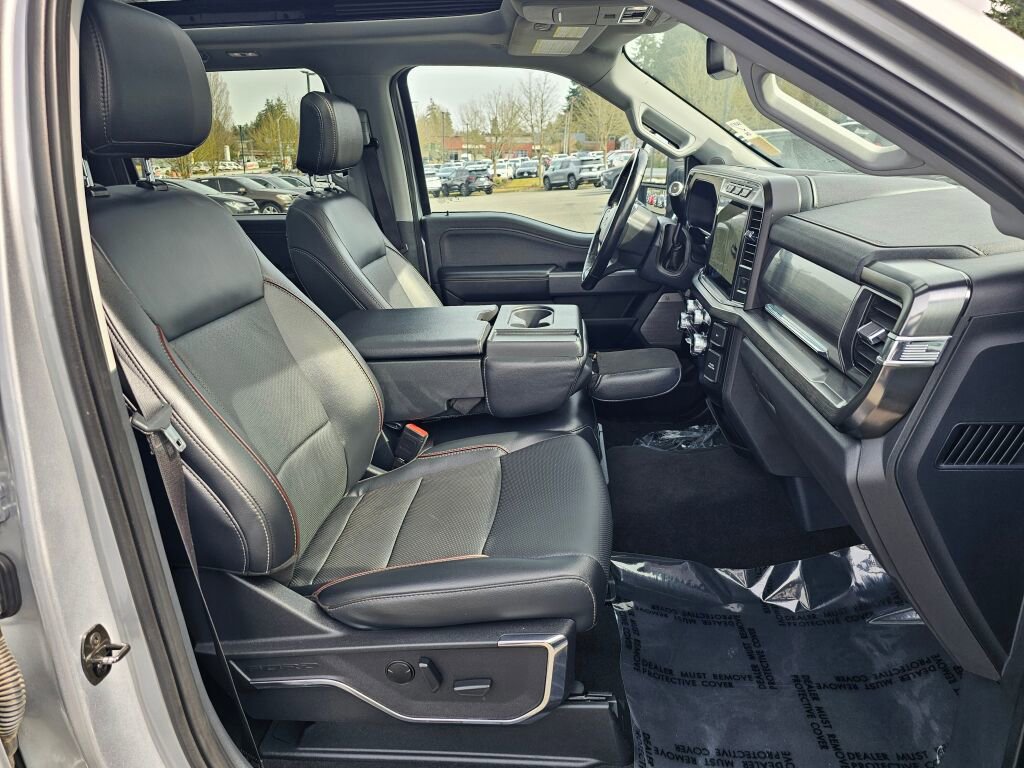 Used 2024 Ford F350 Lariat image 30