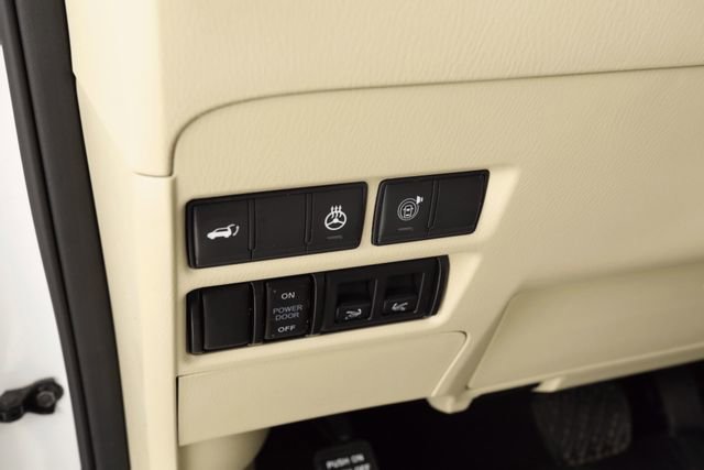 Used 2024 INFINITI QX80 Sensory AWD/4WD image 14