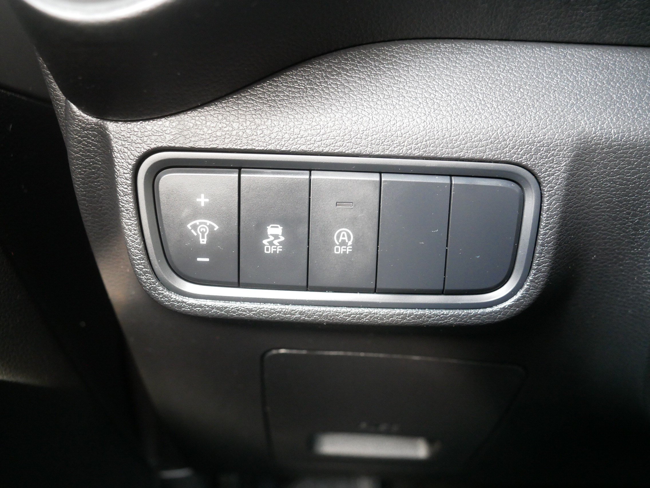 Certified 2024 Kia Soul LX w/ Option Group 015 FWD image 26