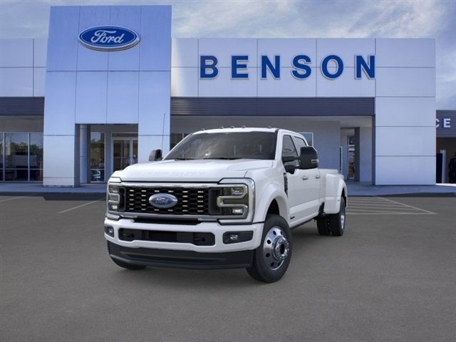 New 2026 Ford F450 Platinum image 3