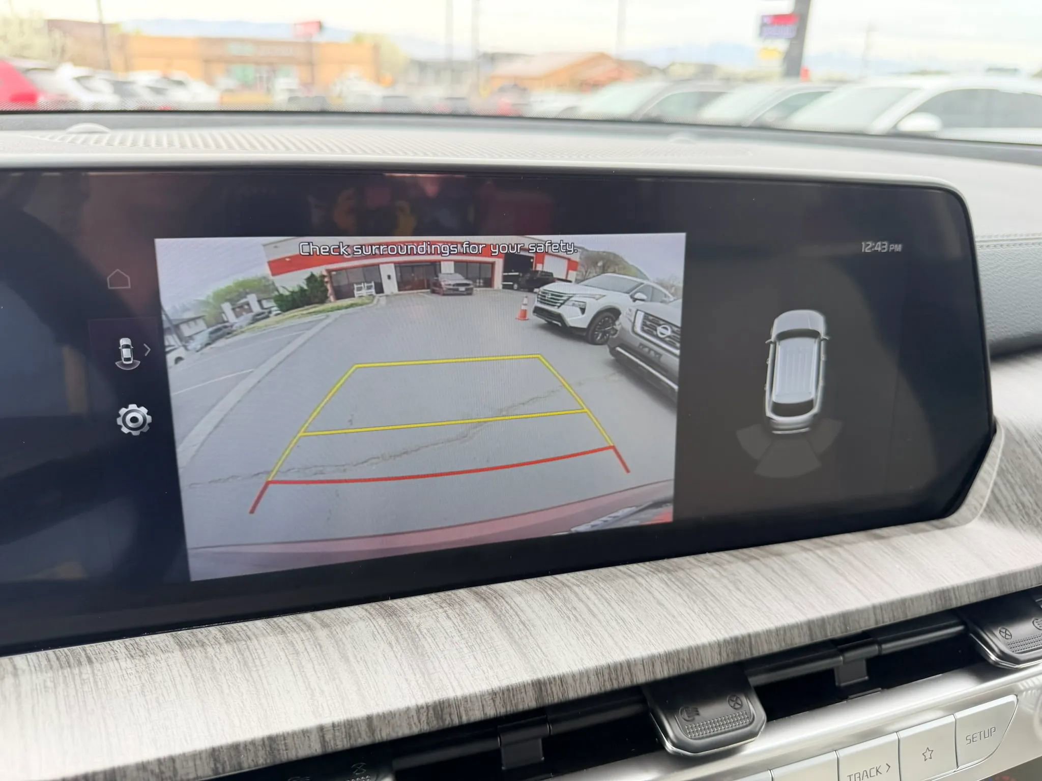 Used 2024 Kia Telluride EX w/ EX Captain's Chair Package image 24